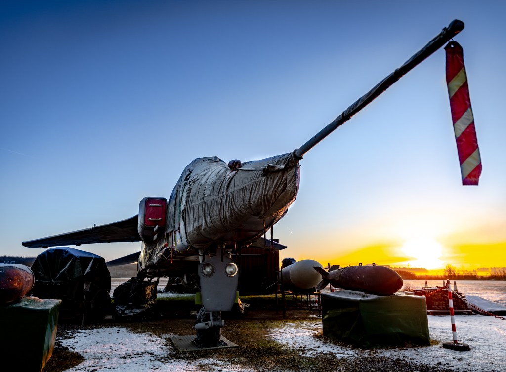 This image has an empty alt attribute; its file name is 1y9a3823-2-1.jpg